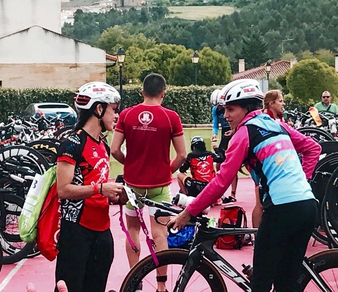 Half Triathlon Pamplona triatlon isabel del barrio claveria de mostoles campeonato españa media distancia deporte 